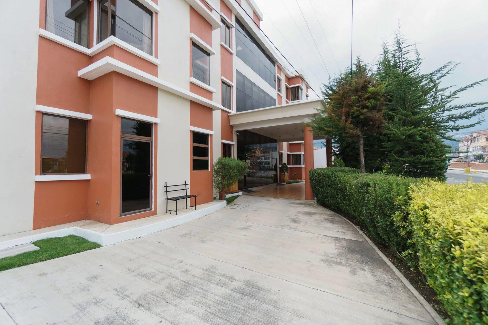 Hotel Anna Inn Olintepeque Esterno foto