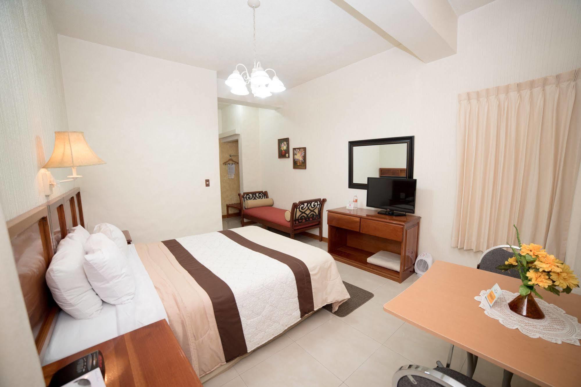 Hotel Anna Inn Olintepeque Esterno foto