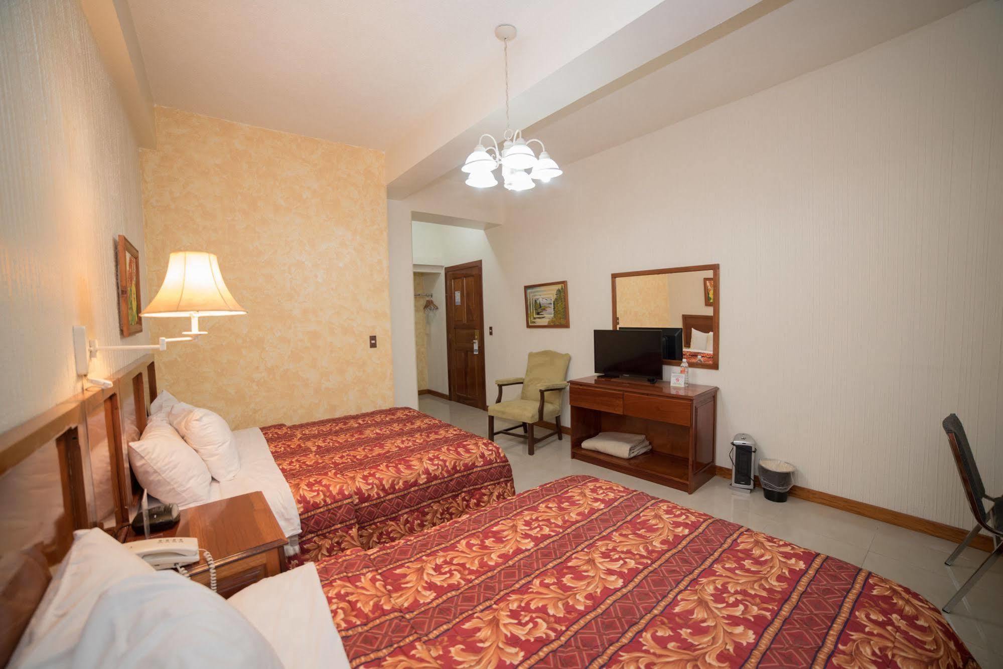 Hotel Anna Inn Olintepeque Esterno foto
