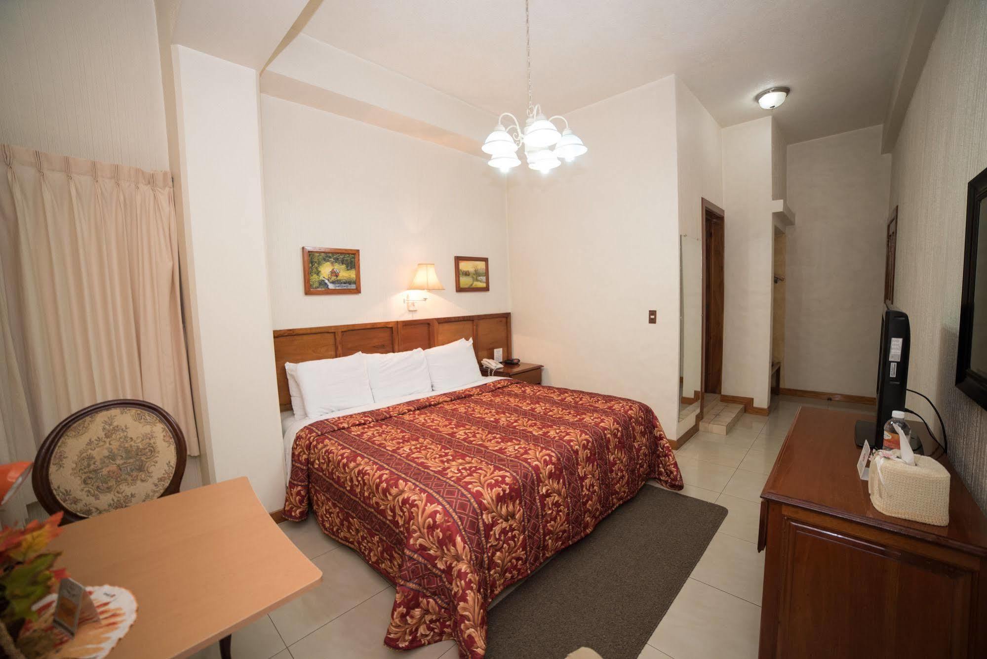 Hotel Anna Inn Olintepeque Esterno foto
