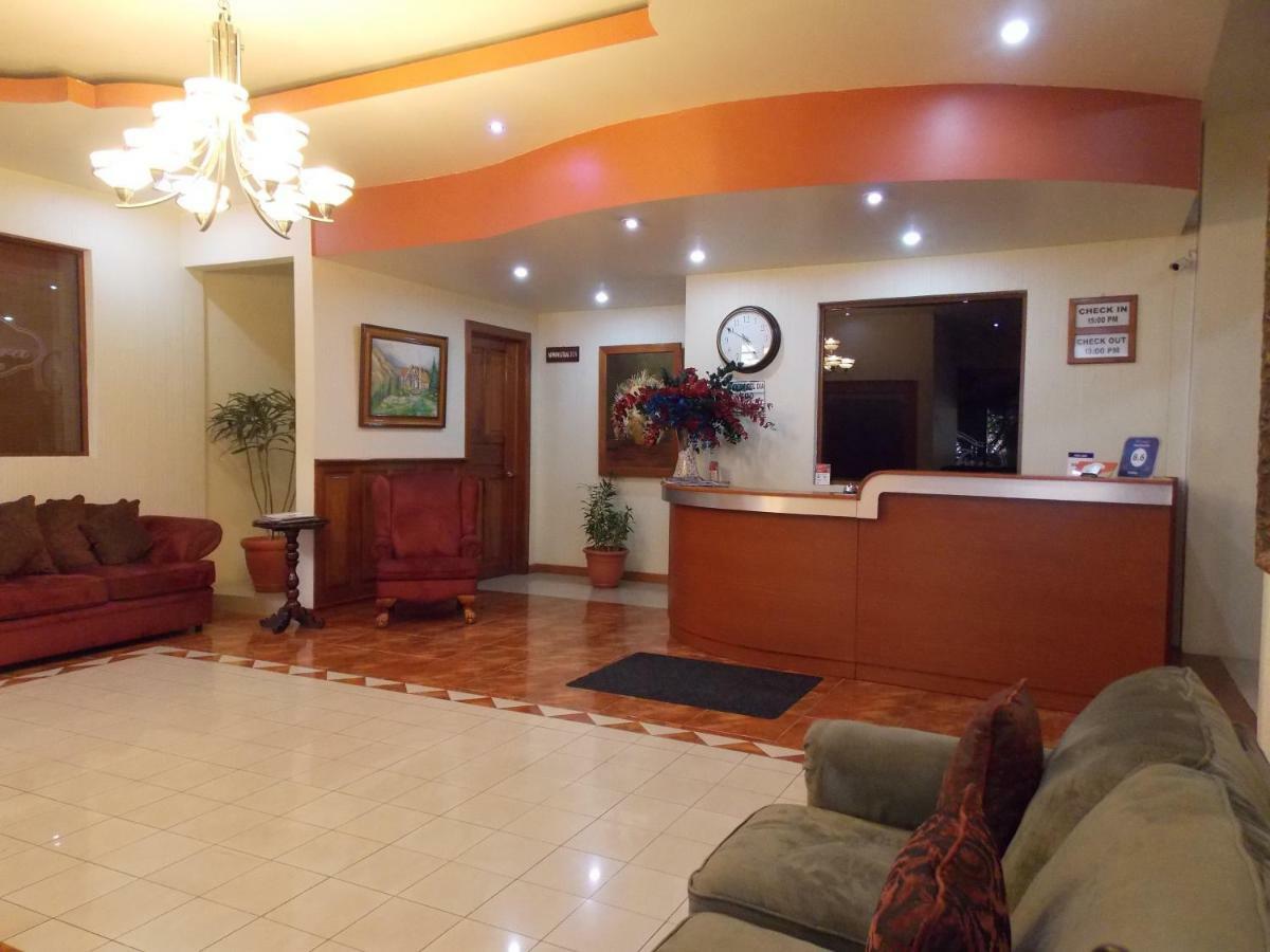 Hotel Anna Inn Olintepeque Esterno foto